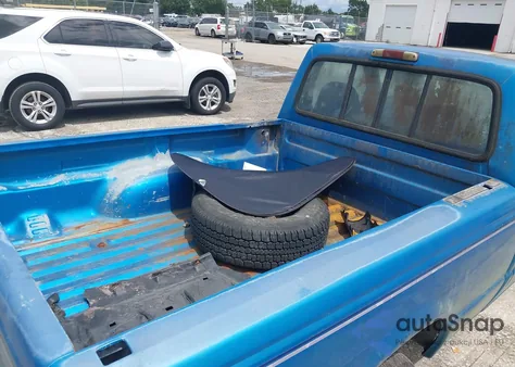 1994 Ford Ranger из США, поврежденный, VIN 1FTCR10A1RUB48830